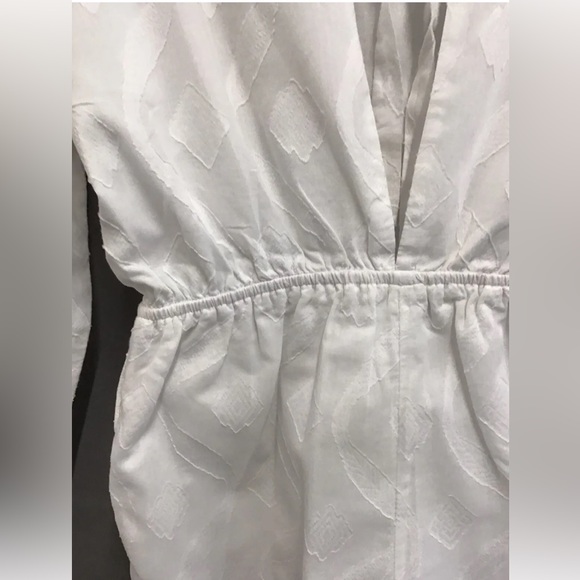 Women's Tavik Amour Romper Long sleeve white one piece size small Tillys New - Picture 9 of 12